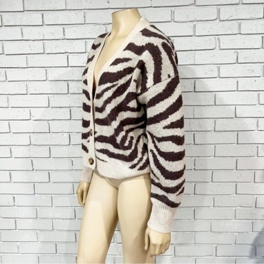 J.Crew Zebra Animal Print V-Neck Button Front Cardigan Brown Cream NWT L - Picture 5 of 12